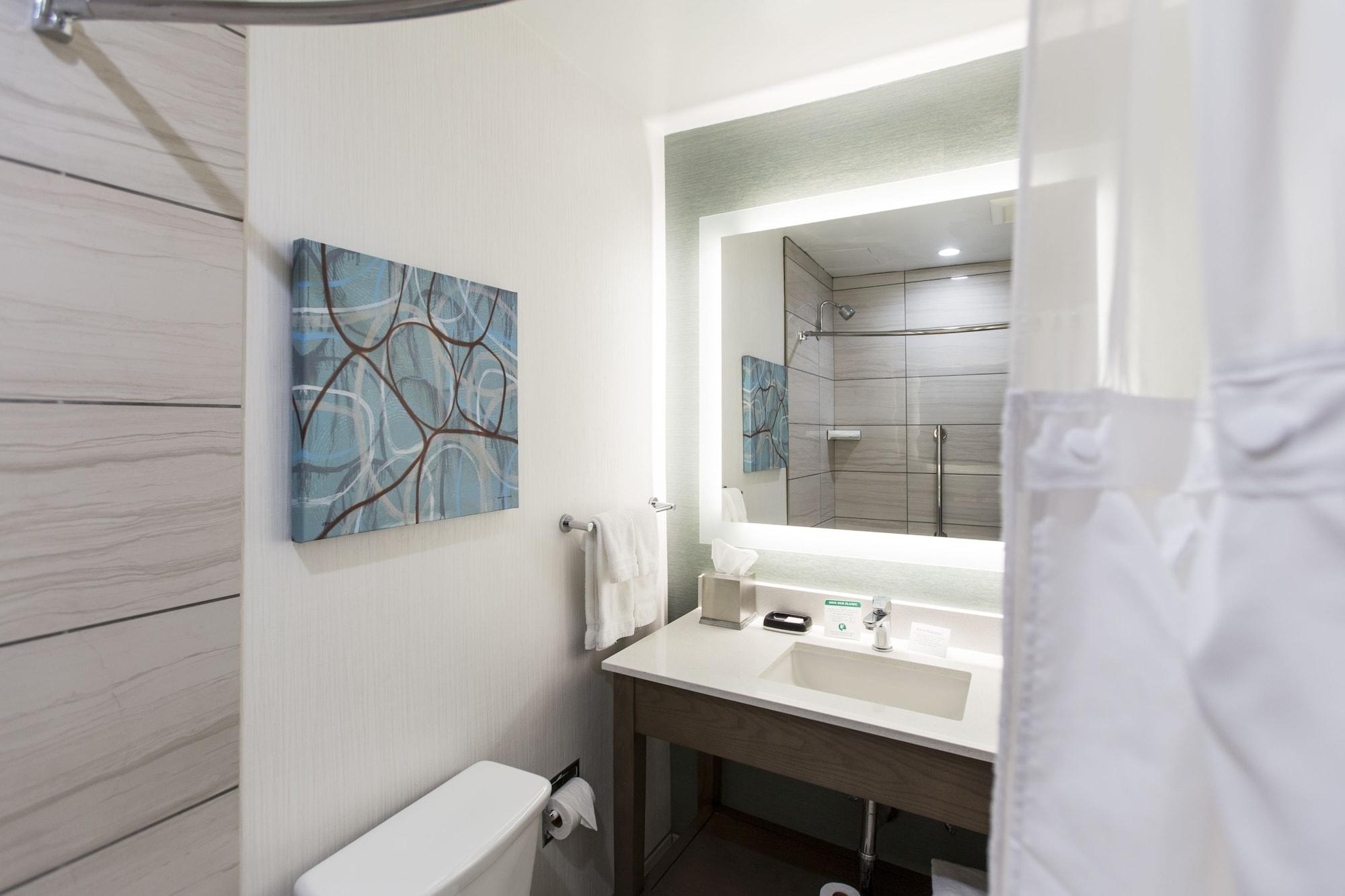 Royal Palace Westwood Hotel 3*